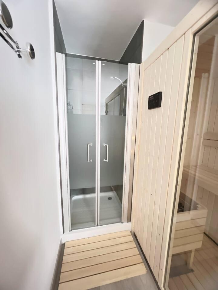 Luxury Sauna By Confortsky 파스데라까사 외부 사진